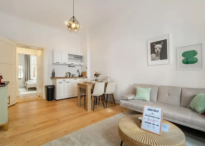 Neukoelln Vibes Tiny And Trendy برلين